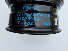 Laden Sie das Bild in den Galerie-Viewer, 1x Alufelge 17 Zoll 7.0&quot; 5x108 40,5ET Glanz Silber 32271987 Volvo Rim Wheel