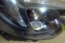 Laden Sie das Bild in den Galerie-Viewer, Frontscheinwerfer Opel Astra 39195689 Full LED Rechts Scheinwerfer Headlight