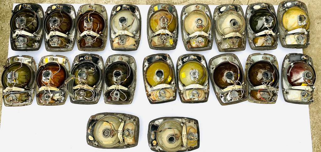 Frontscheinwerfer Mercedes-Benz W114 W115 10-101055 Rechts oder Links