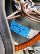 Laden Sie das Bild in den Galerie-Viewer, Frontscheinwerfer Mercedes-Benz W123 1305235039 Links Scheinwerfer Headlight