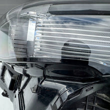 Laden Sie das Bild in den Galerie-Viewer, Frontscheinwerfer Mazda 3 Bp BCJH-51040 LED Links Scheinwerfer Headlight SCH8704752098nd