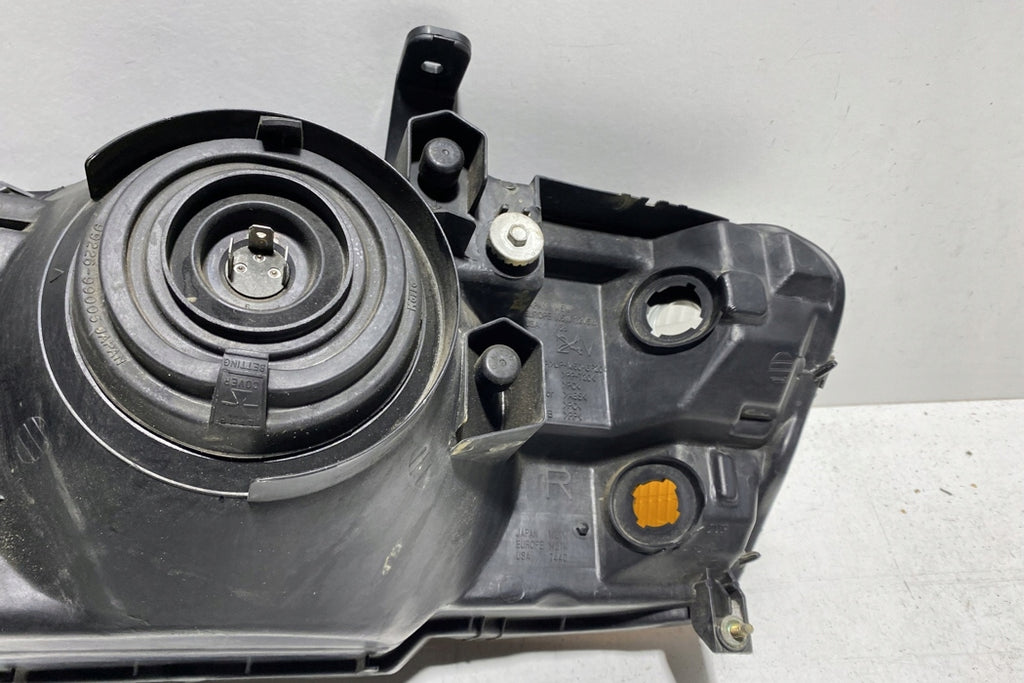 Frontscheinwerfer Mitsubishi Pajero III 10087420 Rechts Scheinwerfer Headlight