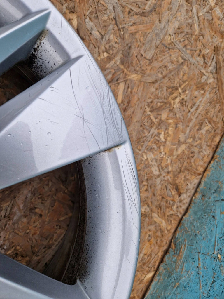 1x Alufelge 17 Zoll 6.5" 5x112 3V0601025 Skoda Superb Iii Rim Wheel