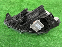 Load image into Gallery viewer, Frontscheinwerfer VW Caddy 2K8941774K LED Rechts Scheinwerfer Headlight SCH5821752788zm