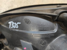 Load image into Gallery viewer, Frontscheinwerfer Hyundai Tucson 92102-2EXXX- PAW1125 Rechts Headlight SCH7573503503ej