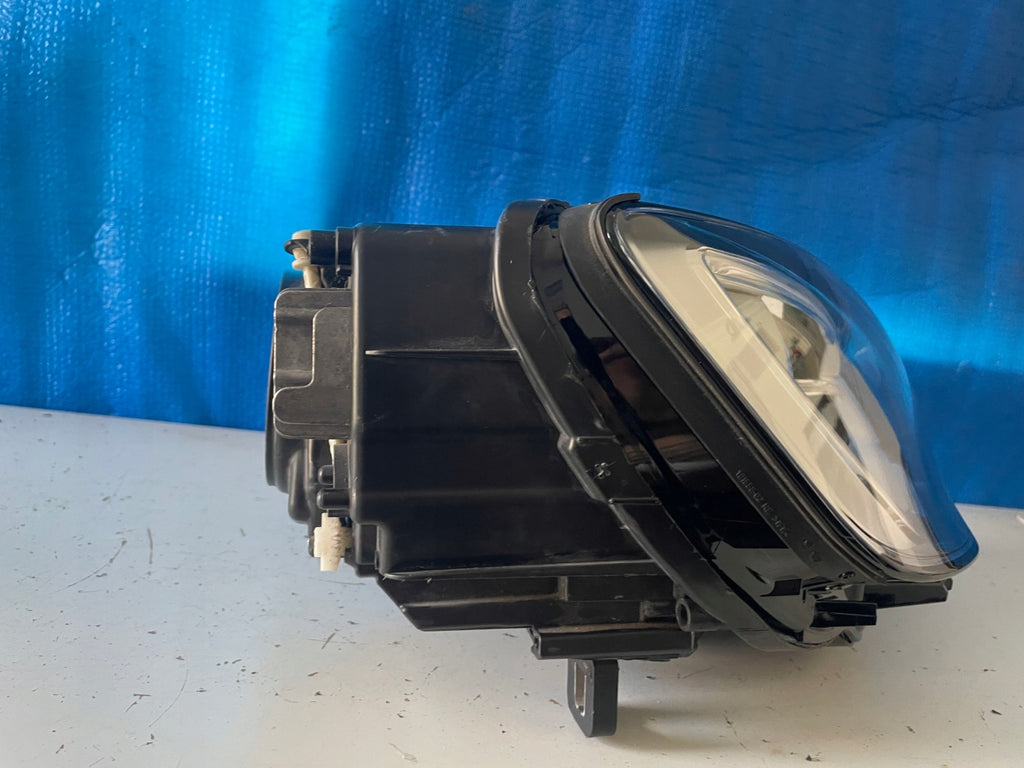 Frontscheinwerfer Audi A3 8V0941006 Rechts Scheinwerfer Headlight SCH9313468498eg