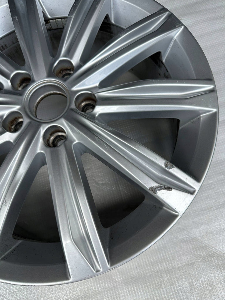1x Alufelge 17 Zoll 5x112 5TA601025D VW Touran Rim Wheel FEL1556543068qp