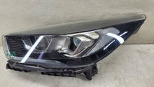 Laden Sie das Bild in den Galerie-Viewer, Frontscheinwerfer Ford Kuga II GV41-13W030-FF Links Scheinwerfer Headlight SCH7581210751zd