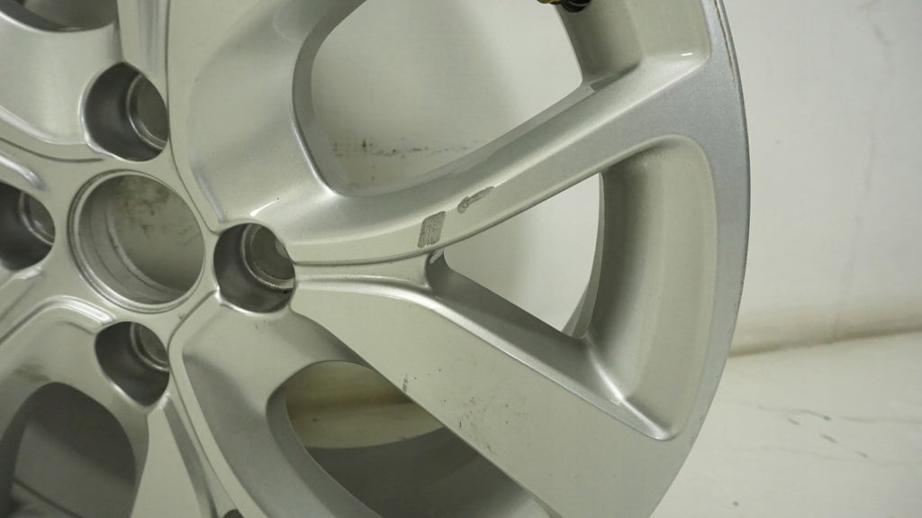 1x Alufelge 16 Zoll 6.5" 4x100 40ET Glanz 403000864R Dacia Sandero Clio I FEL7713458007iw