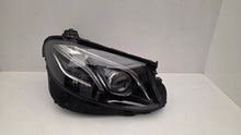 Laden Sie das Bild in den Galerie-Viewer, Frontscheinwerfer Mercedes-Benz W213 A2139069608 LED Rechts Headlight SCH2147023182ie