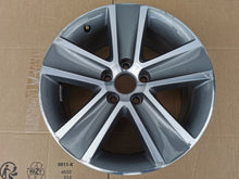 Load image into Gallery viewer, 1x Alufelge 17 Zoll 7.5" 5x112 47ET Glanz Graphit 5M0601025A Mg Golf V Plus FEL6485157162tj