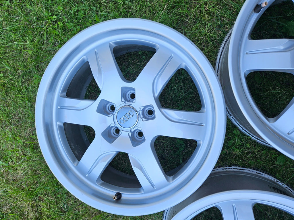 4x Alufelge 17 Zoll 7.5" 5x112 Glanz Silber 8T0601025B Audi Rim Wheel FEL1825223981iq