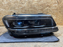 Laden Sie das Bild in den Galerie-Viewer, Frontscheinwerfer VW Tiguan Allspace 5NN941082C S2410P074 Full LED Rechts