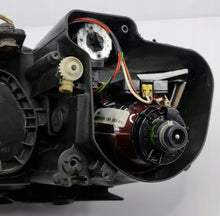 Laden Sie das Bild in den Galerie-Viewer, Frontscheinwerfer VW Passat 15456300L Xenon Links Scheinwerfer Headlight