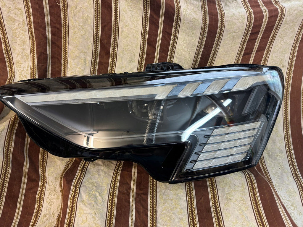 Frontscheinwerfer Audi A3 Links Scheinwerfer Headlight SCH3318856823qr