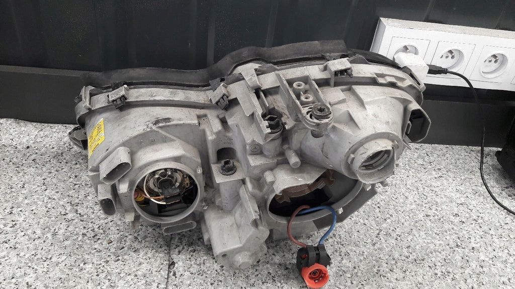 Frontscheinwerfer Mercedes-Benz W203 0301166272 Rechts Scheinwerfer Headlight SCH7642649625hs