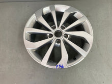 Load image into Gallery viewer, 1x Alufelge 17 Zoll 7.0&quot; 5x112 45ET Glanz Schwarz 2GA601025AG VW T-Roc Rim Wheel