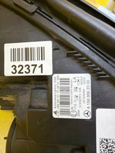 Laden Sie das Bild in den Galerie-Viewer, Frontscheinwerfer Mercedes-Benz Gla Links Scheinwerfer Headlight SCH1289496813hv