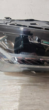 Laden Sie das Bild in den Galerie-Viewer, Frontscheinwerfer Skoda Superb I 3P1941016B LED Rechts Scheinwerfer Headlight SCH1365333869vq