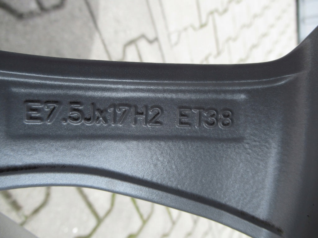 1x Alufelge 17 Zoll 7.5" 5x112 38ET Glanz Silber 8W0601025L Audi A4 B9 Rim Wheel FEL2463198382gg