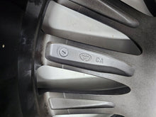 Load image into Gallery viewer, 1x Alufelge 20 Zoll SPP17725 Toyota Highlander Rim Wheel FEL8237550608cc