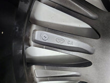 Laden Sie das Bild in den Galerie-Viewer, 1x Alufelge 20 Zoll SPP17725 Toyota Highlander Rim Wheel FEL8237550608cc