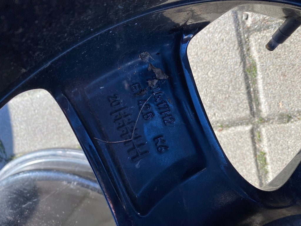 1x Alufelge 17 Zoll 7.0" 4x108 42,5ET Glanz Schwarz J1BC-1007-D1A Ford Fiesta