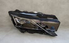 Laden Sie das Bild in den Galerie-Viewer, Frontscheinwerfer Skoda Octavia I 5E4941036 LED Rechts Scheinwerfer Headlight SCH1877835464ne