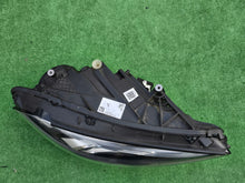 Laden Sie das Bild in den Galerie-Viewer, Frontscheinwerfer Mercedes-Benz W177 A1779065600KZ Full LED Rechts Headlight SCH9142262977iq