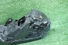 Laden Sie das Bild in den Galerie-Viewer, Frontscheinwerfer Audi Q3 8U0941006C Rechts Scheinwerfer Headlight SCH2079397890gz