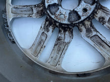 Load image into Gallery viewer, 1x Alufelge 19 Zoll 7.5&quot; 5x114.3 49 5ET 52810-2W410 Hyundai Rim Wheel