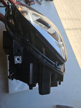 Load image into Gallery viewer, Frontscheinwerfer VW Tiguan 5NB941035D LED Links Scheinwerfer Headlight