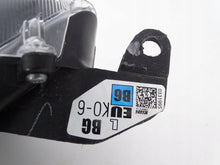 Laden Sie das Bild in den Galerie-Viewer, Frontscheinwerfer Toyota Yaris EUK06 Links Scheinwerfer Headlight SCH5351837389ar