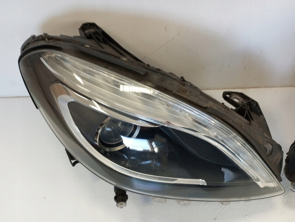 Frontscheinwerfer Mercedes-Benz A2468207161 A246827261 Rechts oder Links SCH5845635871qg