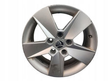 Laden Sie das Bild in den Galerie-Viewer, 1x Alufelge 16 Zoll 6.5" 5x112 46ET Glanz Silber 5E0601025H Skoda Octavia Iii FEL9781289816cf