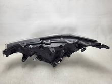 Load image into Gallery viewer, Frontscheinwerfer Toyota V Rechts Scheinwerfer Headlight SCH9792819578vt