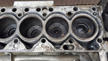 Laden Sie das Bild in den Galerie-Viewer, Motorblock Volvo I 2.0 2009 Diesel Unkomplett MOT2927476806zv