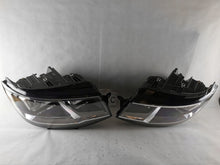 Load image into Gallery viewer, Frontscheinwerfer VW Transporter 7E1941006A Ein Stück (Rechts oder Links) SCH4022866830kz
