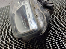 Load image into Gallery viewer, Frontscheinwerfer Hyundai I I40 921023ZXXX Rechts Scheinwerfer Headlight SCH5591402770id