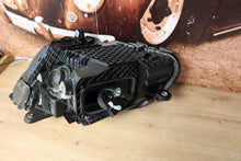 Laden Sie das Bild in den Galerie-Viewer, Frontscheinwerfer Mercedes-Benz W205 A2059066006 LED Rechts Headlight SCH2720832826wi
