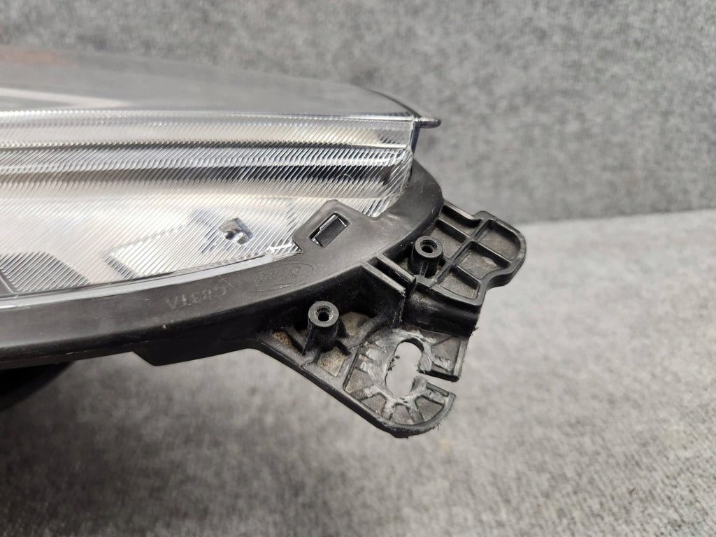 Frontscheinwerfer Ford Kuga I GV4113D154-AC 90102136 Xenon Rechts Headlight SCH2439705350ed