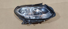 Laden Sie das Bild in den Galerie-Viewer, Frontscheinwerfer Mercedes-Benz W246 A2468600902 Rechts Scheinwerfer Headlight SCH9267395103js