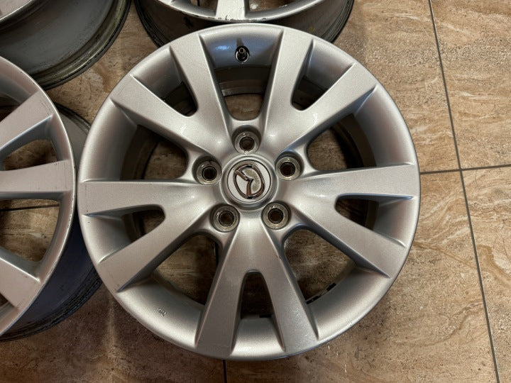 4x Alufelge 16 Zoll 6.5" 5x114.3 52 5ET Glanz Silber 8K996 Mazda I Rim Wheel FEL8689776965lg