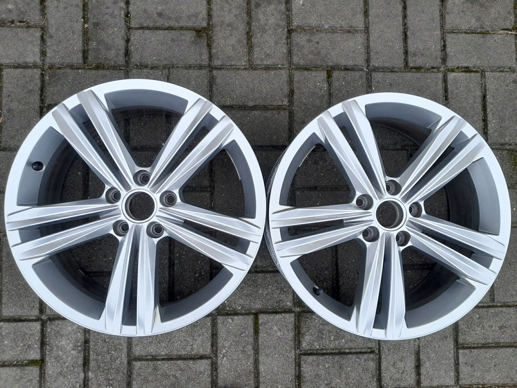 1x Alufelge 18 Zoll 7.0" 5x112 43ET Glanz Silber 5NA601025M VW Tiguan Rim Wheel FEL4406792607hs