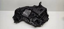 Laden Sie das Bild in den Galerie-Viewer, Frontscheinwerfer Audi Q3 83A941011 LED Links Scheinwerfer Headlight SCH2055596372pe