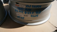 Laden Sie das Bild in den Galerie-Viewer, 5x Alufelge 17 Zoll 7.0" 5x112 TTDY8SA45V Audi Rim Wheel FEL7145843302hl