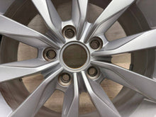 Load image into Gallery viewer, 1x Alufelge 17 Zoll 49ET Silber 5G0601025CH VW Golf Vii Rim Wheel FEL1527821878cz