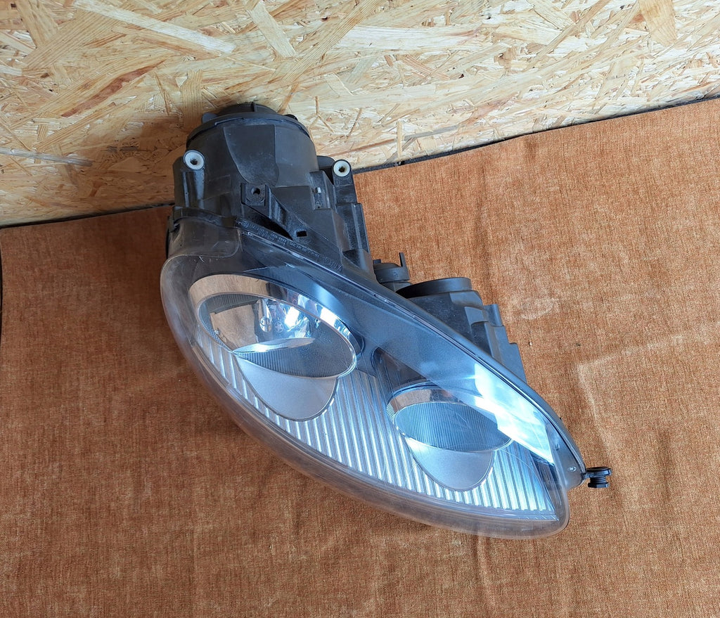 Frontscheinwerfer VW Golf V 1K6941040 Xenon Rechts Scheinwerfer Headlight SCH4350171851pj