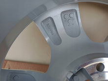 Laden Sie das Bild in den Galerie-Viewer, 1x Alufelge 15 Zoll 6.5" 4x108 20ET 124998766 Peugeot Rim Wheel FEL9670434021py