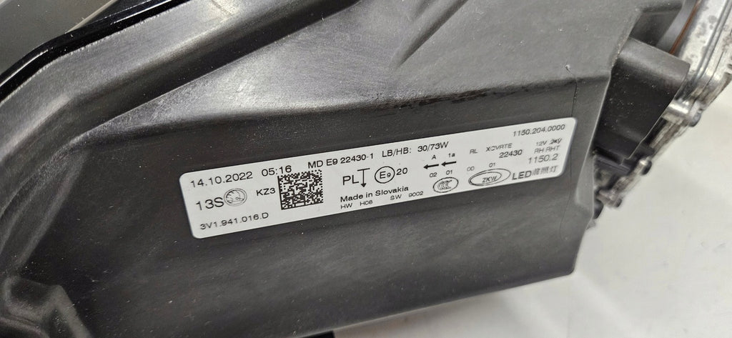 Frontscheinwerfer Skoda Superb III 3V1941015D 3V1941016D Full LED Ein Satz